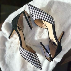 Black and White Pumps  White House Black Market women’s size 9 GINGHAM